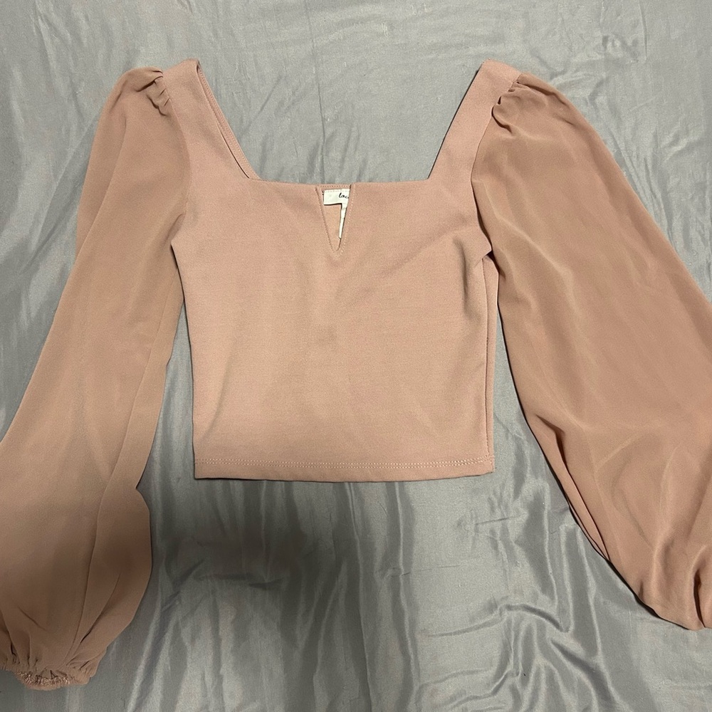 Elegant Blush Women's Blouse with Flowing Sleeves